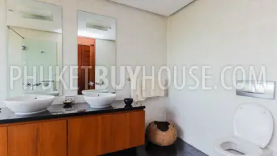 RAW5327: 4 Bedroom Pool Villa in Rawai for Quick Sale!. Photo #4