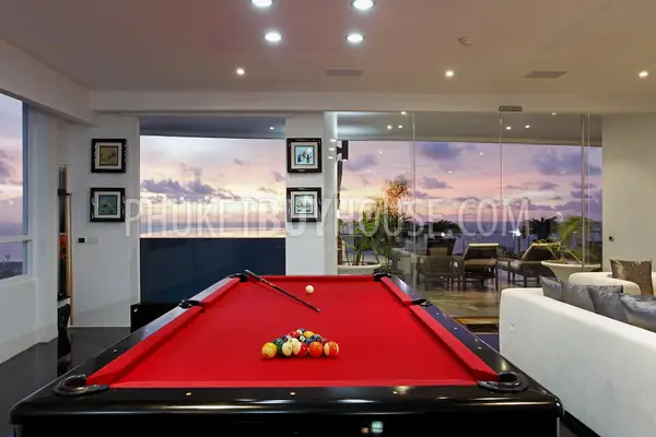 KAR5328: Luxurious Penthouse with Splendid Views Over Kata and Karon Beaches. Photo #8
