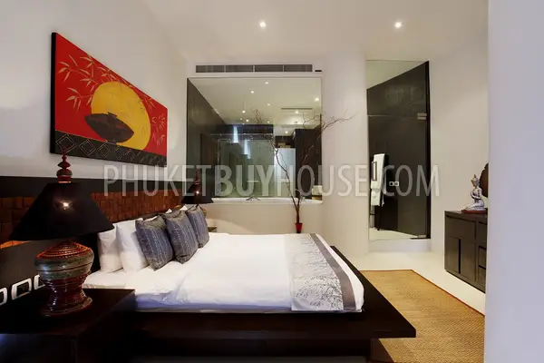 KAR5328: Luxurious Penthouse with Splendid Views Over Kata and Karon Beaches. Photo #10