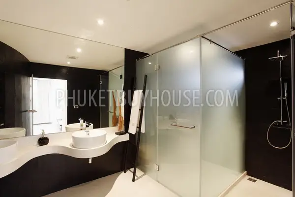 KAR5328: Luxurious Penthouse with Splendid Views Over Kata and Karon Beaches. Photo #20