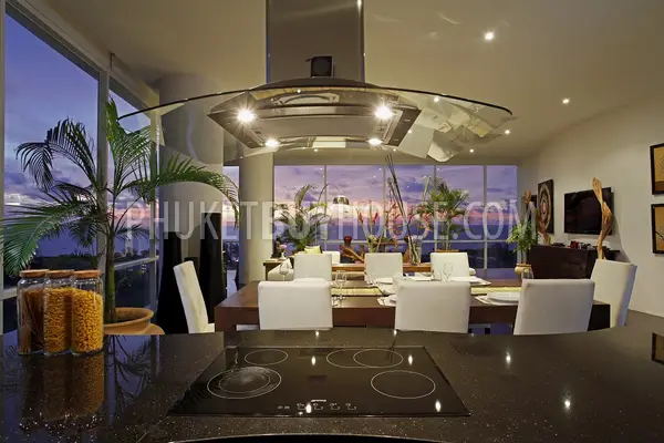 KAR5328: Luxurious Penthouse with Splendid Views Over Kata and Karon Beaches. Photo #27