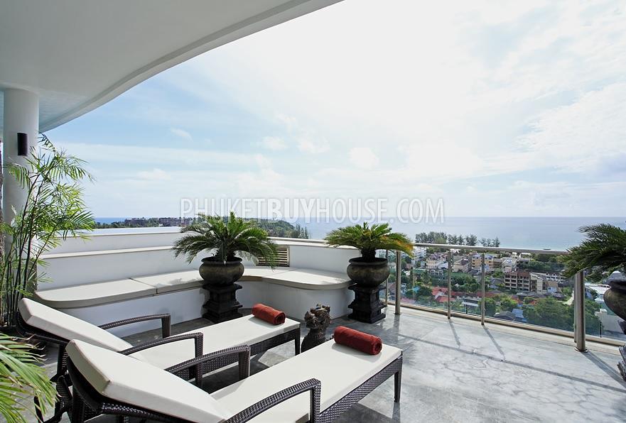KAR5328: Luxurious Penthouse with Splendid Views Over Kata and Karon Beaches. Photo #28