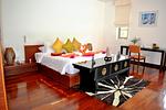 BAN5380: 3 Bedroom Luxury Villa in Bangtao. Thumbnail #1