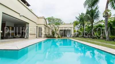 BAN5380: 3 Bedroom Luxury Villa in Bangtao. Fotoğraf #11
