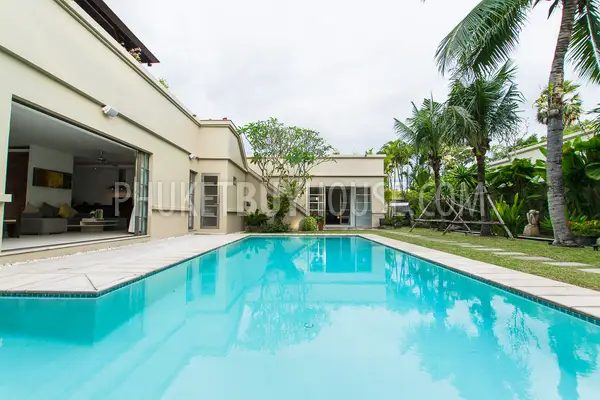 BAN5380: 3 Bedroom Luxury Villa in Bangtao. Fotoğraf #11