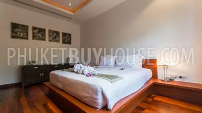 BAN5380: 3 Bedroom Luxury Villa in Bangtao. Fotoğraf #17