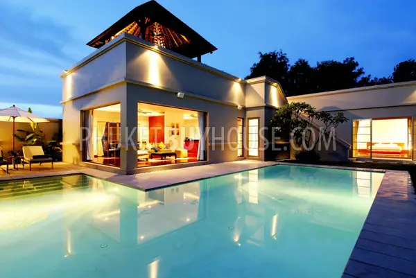 BAN5380: 3 Bedroom Luxury Villa in Bangtao. Fotoğraf #23