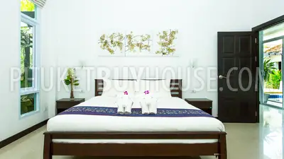 RAW5383: Spanish Style 4-bedroom Villa in Rawai. Photo #5