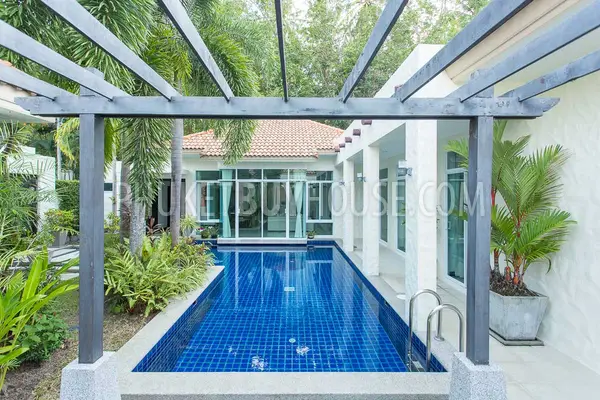 RAW5383: Spanish Style 4-bedroom Villa in Rawai. Photo #6