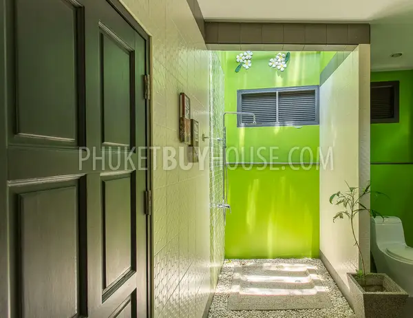 RAW5383: Spanish Style 4-bedroom Villa in Rawai. Photo #7
