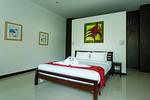 RAW5383: Spanish Style 4-bedroom Villa in Rawai. Thumbnail #9