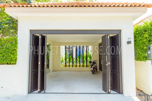 RAW5383: Spanish Style 4-bedroom Villa in Rawai. Photo #16