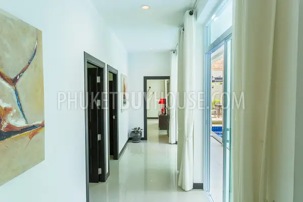 RAW5383: Spanish Style 4-bedroom Villa in Rawai. Photo #17