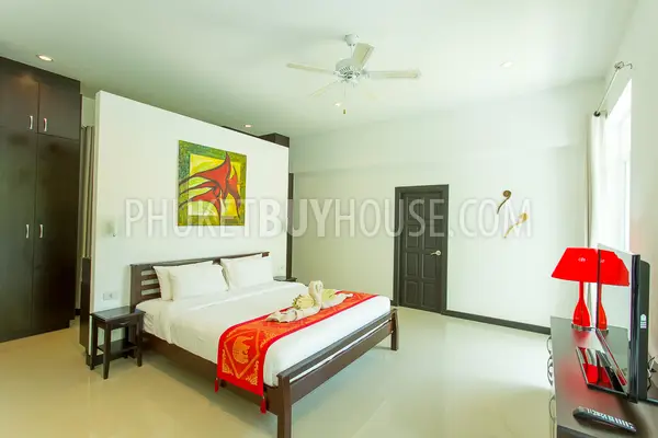 RAW5383: Spanish Style 4-bedroom Villa in Rawai. Photo #18