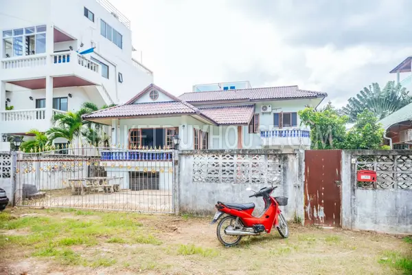 RAW5386: 4 Bedroom House in Rawai. Photo #14