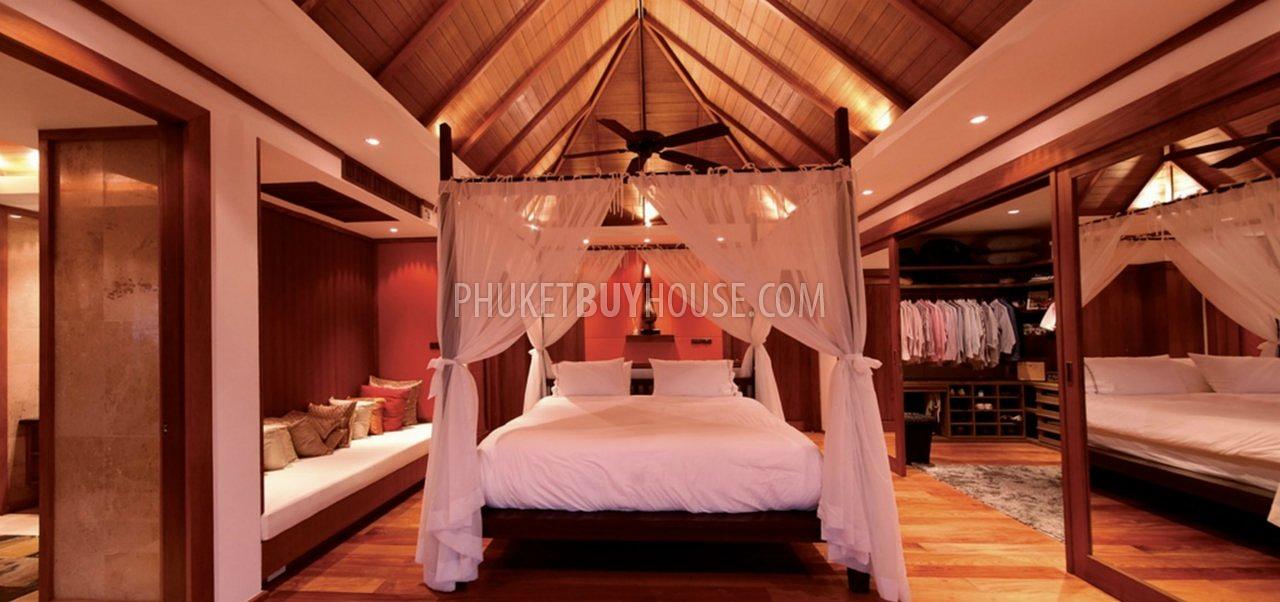 SUR5392: Luxury Thai Style Pool Villa with Splendid Andaman Sea Views. Photo #3