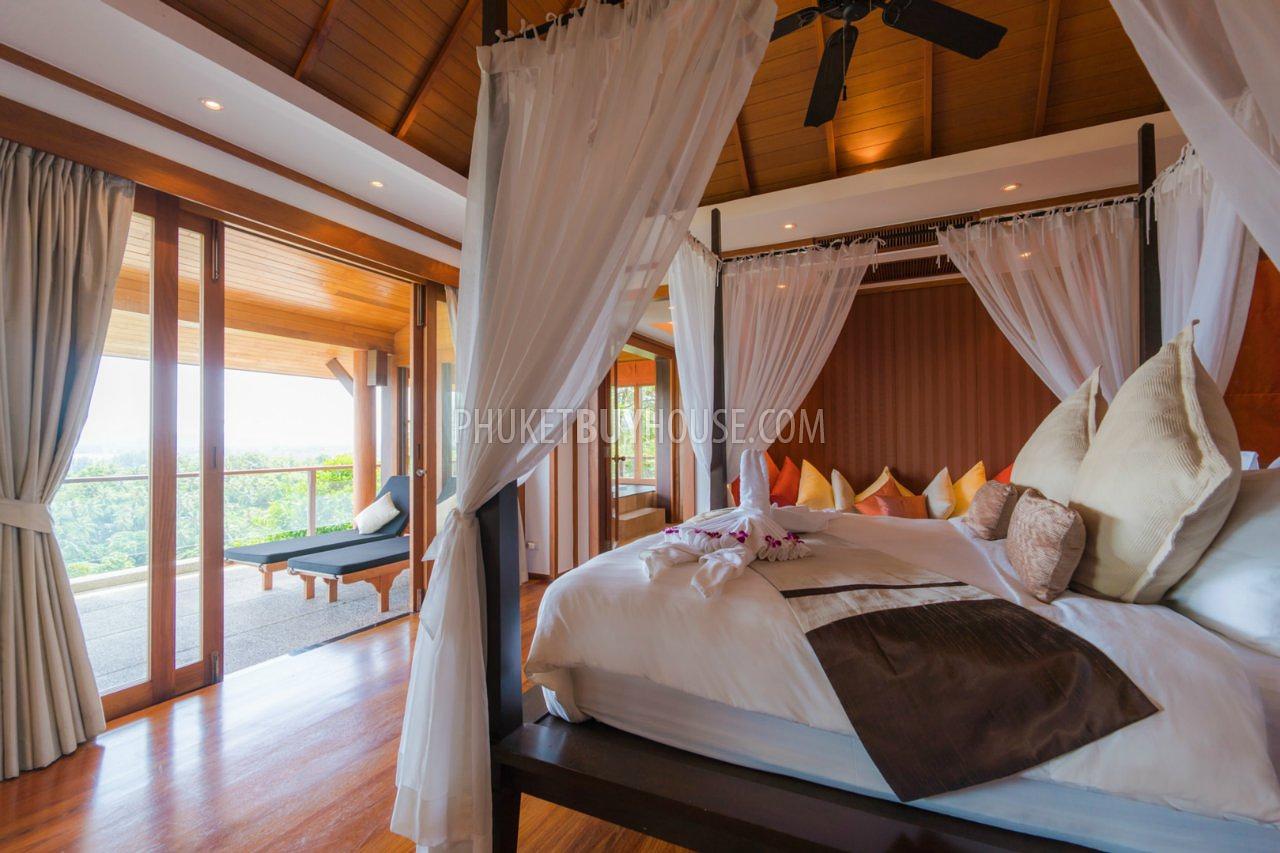 SUR5392: Luxury Thai Style Pool Villa with Splendid Andaman Sea Views. Photo #6
