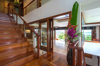 SUR5392: Luxury Thai Style Pool Villa with Splendid Andaman Sea Views. Photo #10