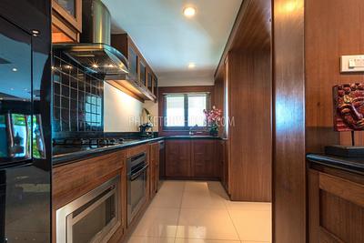 SUR5392: Luxury Thai Style Pool Villa with Splendid Andaman Sea Views. Photo #14