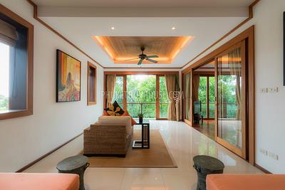 SUR5392: Luxury Thai Style Pool Villa with Splendid Andaman Sea Views. Photo #22