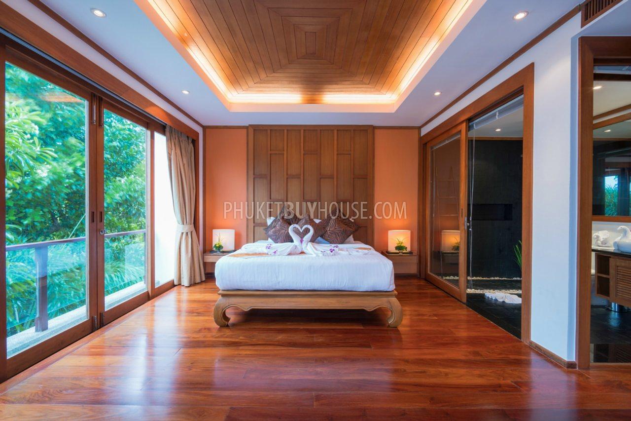 SUR5392: Luxury Thai Style Pool Villa with Splendid Andaman Sea Views. Photo #22