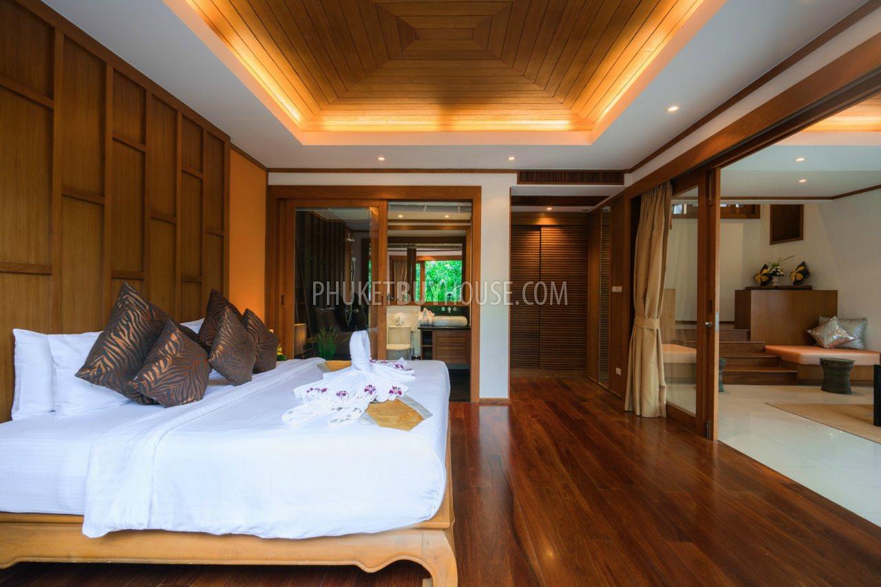 SUR5392: Luxury Thai Style Pool Villa with Splendid Andaman Sea Views. Photo #23