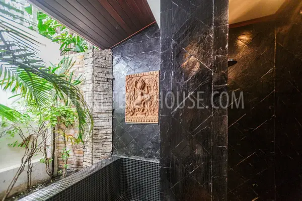 NAI5400: Beautiful 4 Bedroom Villa in Nai Harn. Photo #9