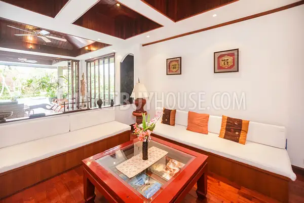 NAI5400: Beautiful 4 Bedroom Villa in Nai Harn. Photo #12