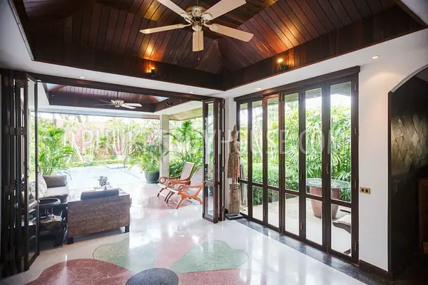 NAI5400: Beautiful 4 Bedroom Villa in Nai Harn. Photo #17