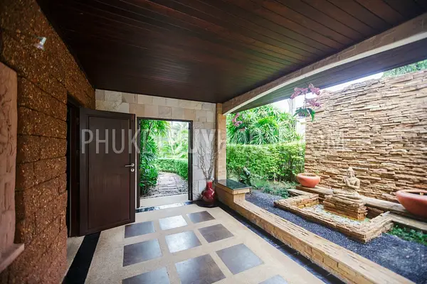NAI5400: Beautiful 4 Bedroom Villa in Nai Harn. Photo #30