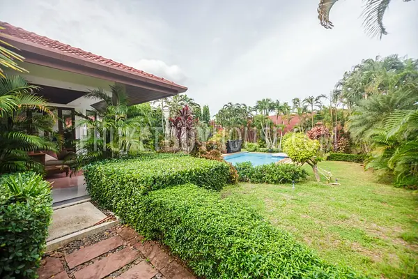 NAI5400: Beautiful 4 Bedroom Villa in Nai Harn. Photo #31