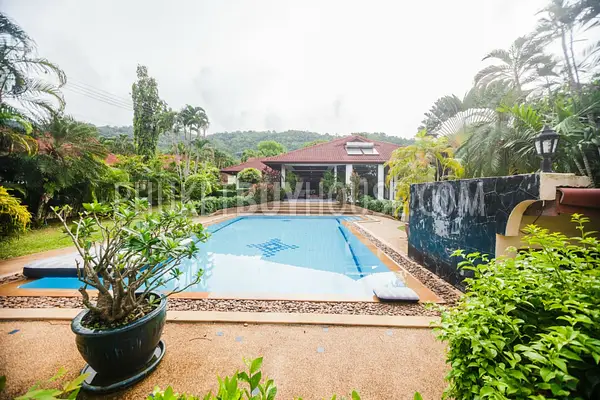 NAI5400: Beautiful 4 Bedroom Villa in Nai Harn. Photo #38