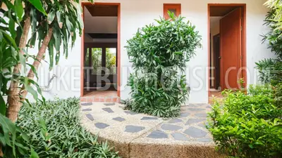 NAI5400: Beautiful 4 Bedroom Villa in Nai Harn. Photo #43