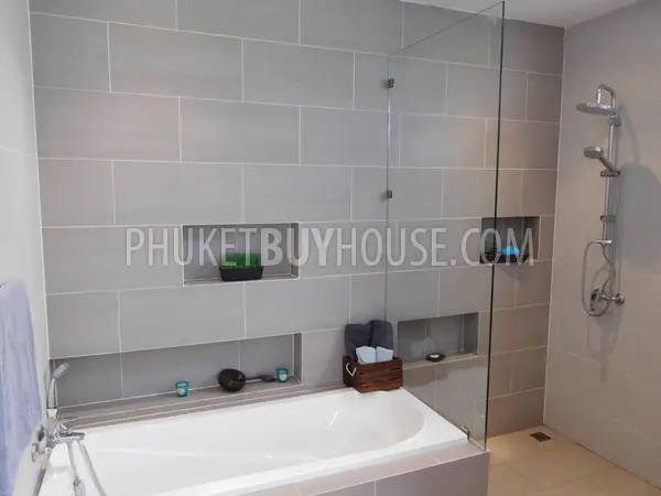 KAM5368: Modern Two-Storey Villa With Private Swimming Pool in Kamala. Fotoğraf #3