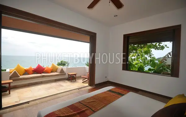 KAT5434: Oceanfront 4 Bedroom Villa in Kata. Fotoğraf #12
