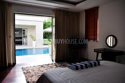 BAN5438: 4 Bedroom Villa in Five Star Residence in Bang Tao. Photo #15