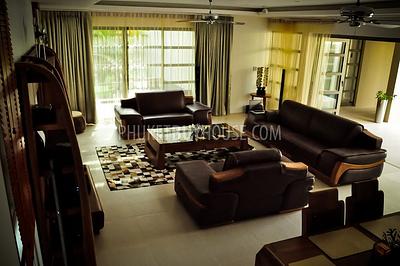 BAN5438: 4 Bedroom Villa in Five Star Residence in Bang Tao. Photo #20