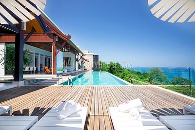 NAT5439: Extremely Private Villa perched on a peaceful hillside above Nai Thon beach. Photo #9