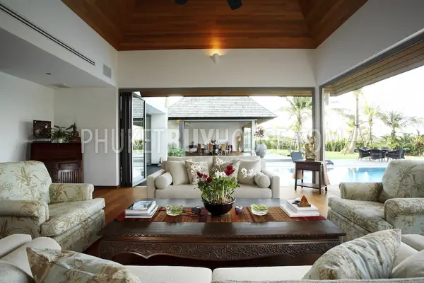 LAY5443: Large 5 Bedroom Luxury Villa in The Residential Development. Photo #6
