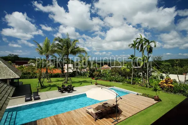 LAY5443: Large 5 Bedroom Luxury Villa in The Residential Development. Photo #8