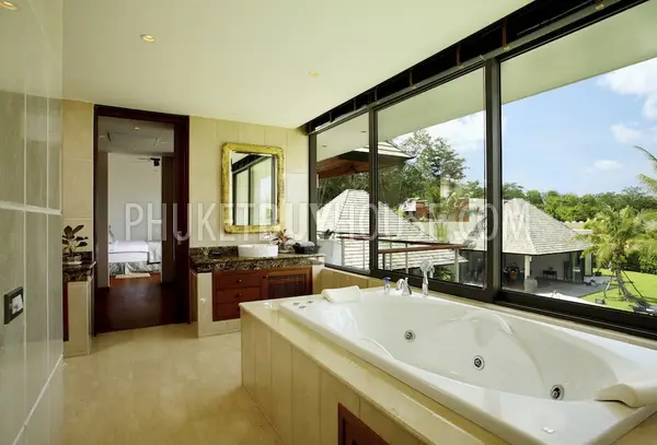 LAY5443: Large 5 Bedroom Luxury Villa in The Residential Development. Photo #16