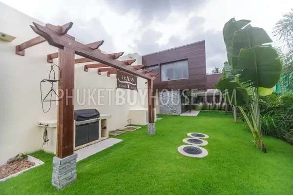 LAY5444: 4 Bedroom Pool Villa in the Residential Development in Layan. Photo #10
