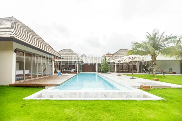 LAY5444: 4 Bedroom Pool Villa in the Residential Development in Layan. Photo #15
