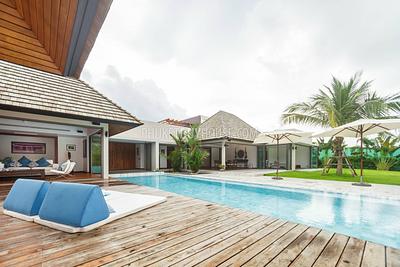 LAY5444: 4 Bedroom Pool Villa in the Residential Development in Layan. Photo #16