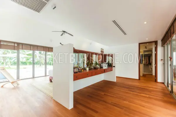 LAY5444: 4 Bedroom Pool Villa in the Residential Development in Layan. Photo #32