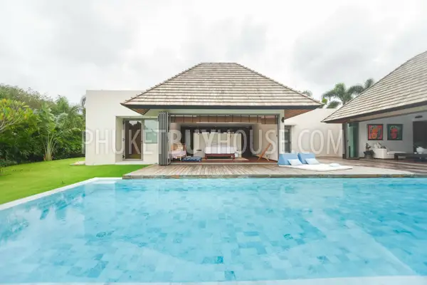 LAY5444: 4 Bedroom Pool Villa in the Residential Development in Layan. Photo #42