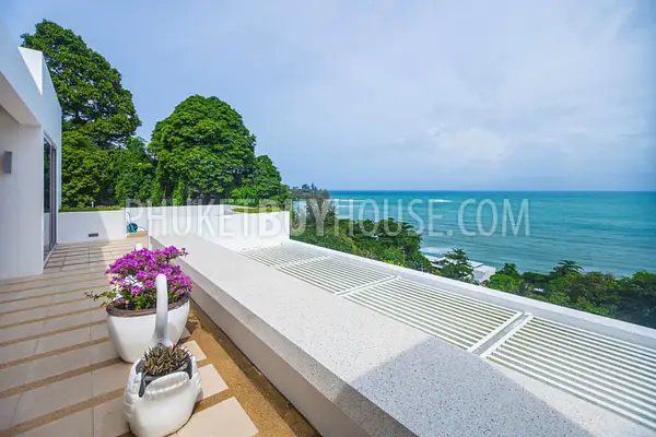 KAM5445: Sunny 3 Bedroom Apartment in the Exclusive Condominium. Photo #1