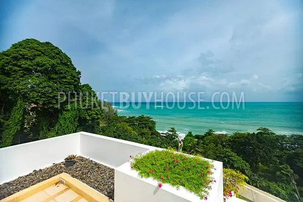 KAM5445: Sunny 3 Bedroom Apartment in the Exclusive Condominium. Photo #2