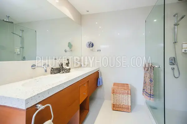 KAM5445: Sunny 3 Bedroom Apartment in the Exclusive Condominium. Photo #28