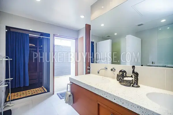 KAM5445: Sunny 3 Bedroom Apartment in the Exclusive Condominium. Photo #29